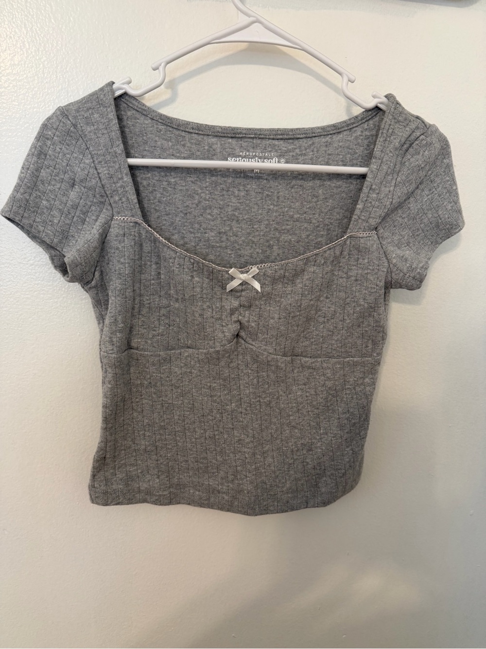 Aeropostale Heather Gray Ribbed Scoop-Neck Crop Top with Bow Accent